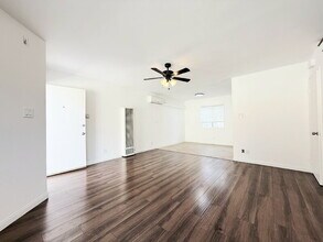 1343 W 36th St in Los Angeles, CA - Building Photo - Building Photo