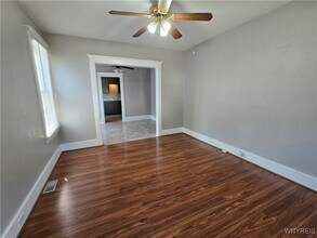 409 Hawley St in Lockport, NY - Building Photo - Building Photo