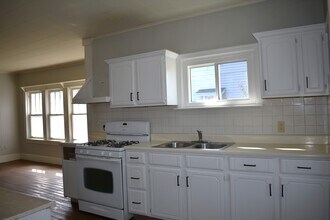 2005 McLean St in Aliquippa, PA - Building Photo - Building Photo