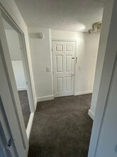 114 York St, Unit 2 in Kennebunk, ME - Building Photo - Building Photo