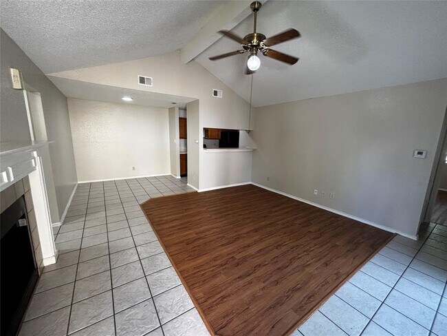 16337 Edgemere Dr in Pflugerville, TX - Building Photo - Building Photo