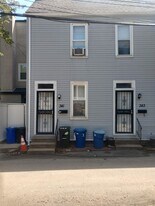 341-343 Rennig St in Pittsburgh, PA - Building Photo