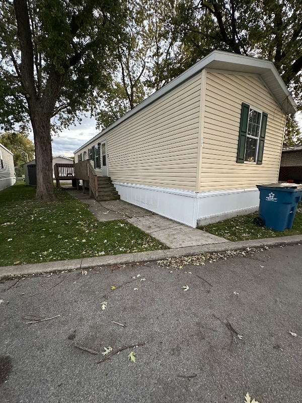property at 14139 S Western Ave