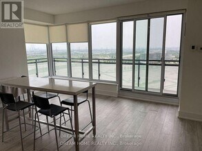 8081 Birchmount Rd in Markham, ON - Building Photo - Building Photo