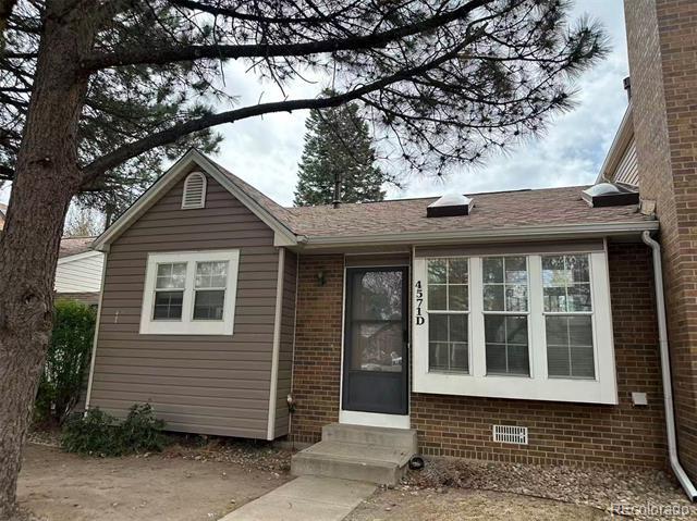 4571 S Crystal Way in Aurora, CO - Building Photo - Building Photo