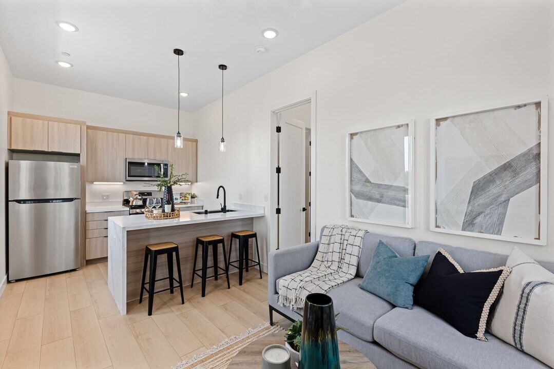 4580 Jicarillo Ave in San Diego, CA - Building Photo