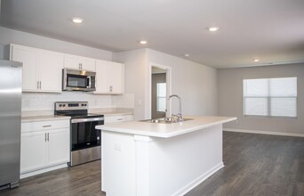 1107 Quail Holw Rd in Cullman, AL - Building Photo - Building Photo