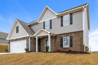 445 Samara Ct in Fairburn, GA - Foto de edificio - Building Photo