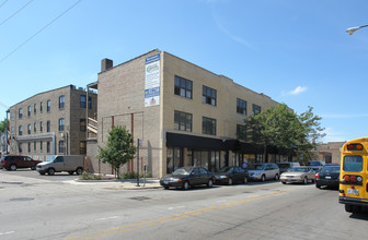 The Sawyer Apartments in Chicago, IL - Building Photo - Building Photo