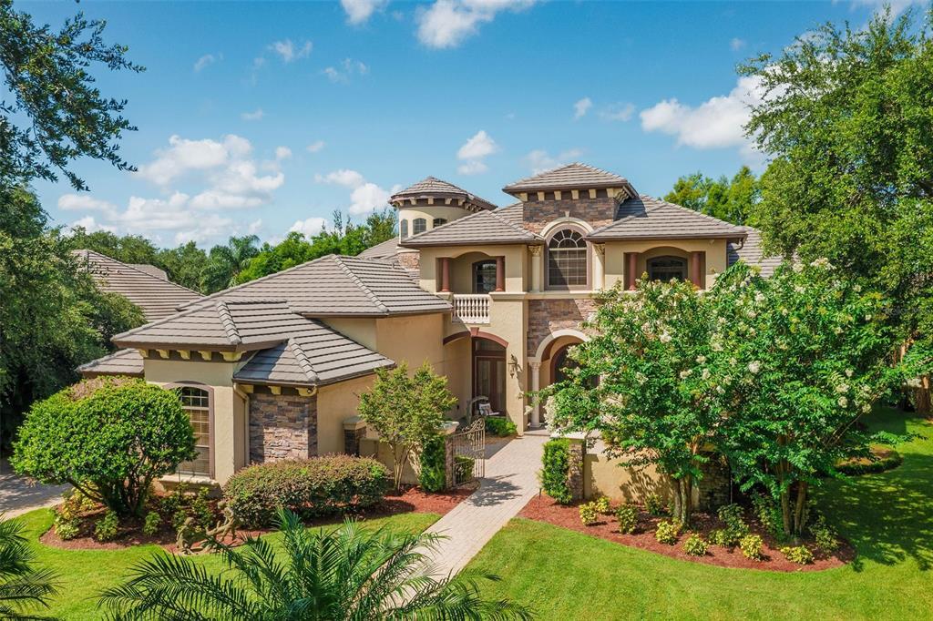 8402 Lake Burden Cir in Windermere, FL - Building Photo