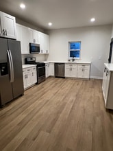 313 E 17th Ave in Homestead, PA - Foto de edificio - Building Photo