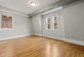 8 Carmel St, Unit 4 in Boston, MA - Building Photo - Building Photo