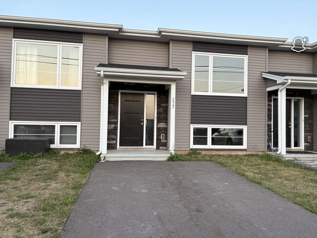 277 Des Erables Rue in Dieppe, NB - Building Photo - Building Photo