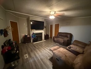 1522 CR 339 in Greenwood, MS - Building Photo - Building Photo