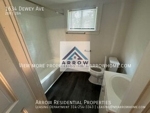 1634 Dewey Ave in Cincinnati, OH - Building Photo - Building Photo