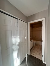 5550 Abbey Dr in Lisle, IL - Foto de edificio - Building Photo