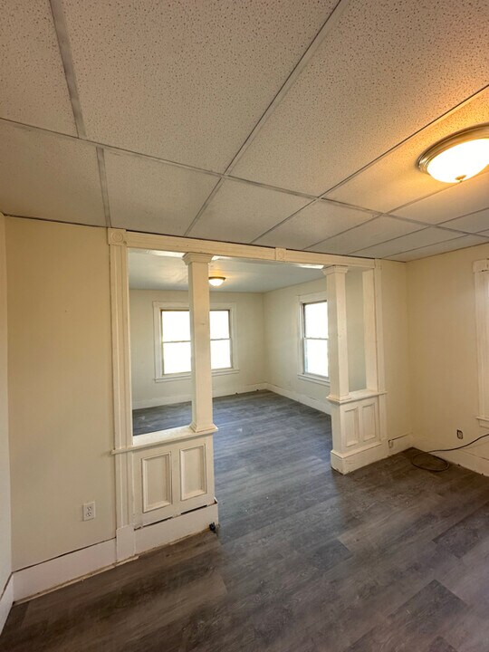 13 Rose St in Chicopee, MA - Foto de edificio