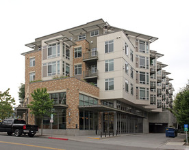 Kirkland Central Condominiums in Kirkland, WA - Building Photo - Building Photo