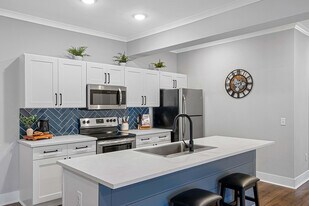 Pointe Grand on Main in Jacksonville, FL - Building Photo