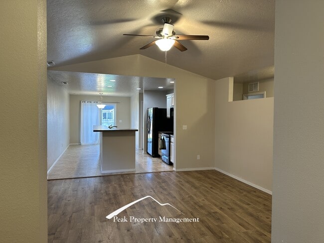 12542 Ochoco St in Nampa, ID - Building Photo - Building Photo