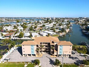 145 116th Ave in Treasure Island, FL - Building Photo - Building Photo