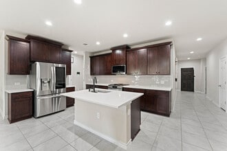 12412 Big Valley Creek in San Antonio, TX - Building Photo - Building Photo