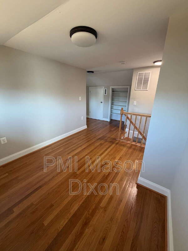 330 Compton Ave in Laurel, MD - Building Photo - Building Photo