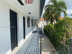 1168 SW 3rd St in Miami, FL - Building Photo - Building Photo