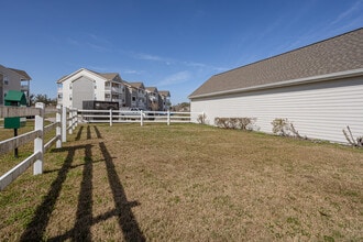 Houma Highlands in Houma, LA - Foto de edificio - Building Photo