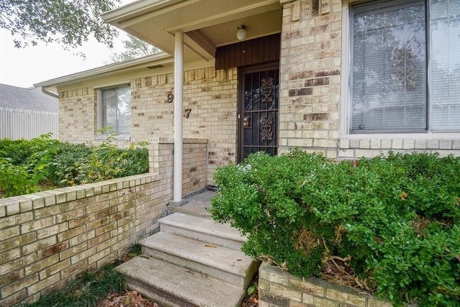 917 Defender St in Houston, TX - Building Photo - Building Photo