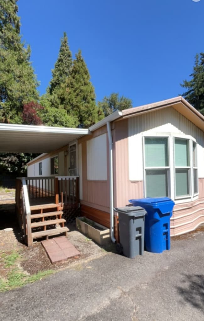 3701 Cherry Ave NE in Keizer, OR - Building Photo - Building Photo
