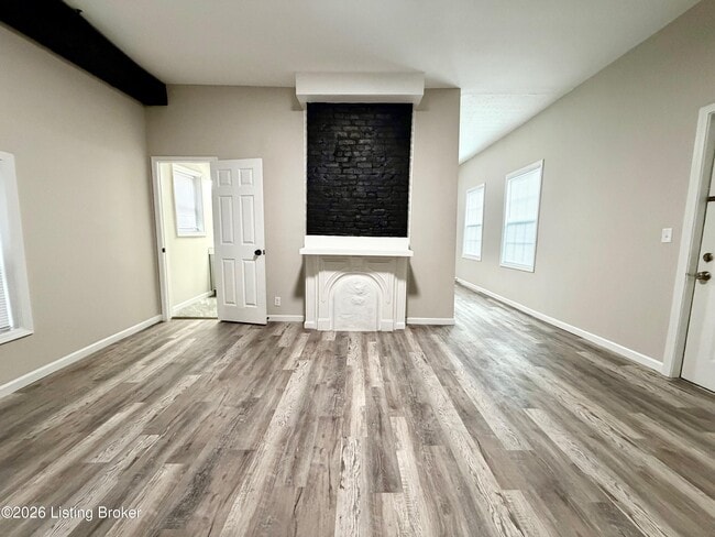 1917 W Madison St in Louisville, KY - Building Photo - Building Photo