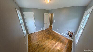 18411 Grandville Ave in Detroit, MI - Building Photo - Building Photo