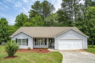 65 Weldon Pl in Porterdale, GA - Building Photo