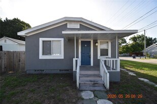 501 N Mac Dill Ave in Tampa, FL - Building Photo