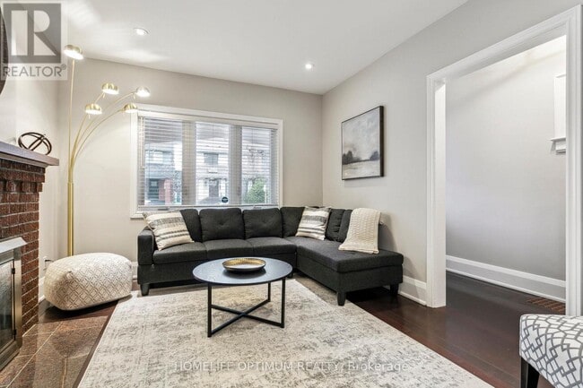 property at 52 Hillsdale Ave W