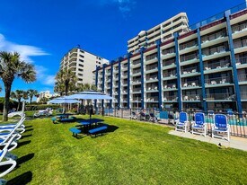 201 77th Ave N in Myrtle Beach, SC - Building Photo