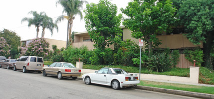 Colbath Gardens in Sherman Oaks, CA - Building Photo - Building Photo