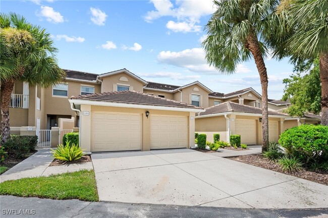 12090 Summergate Cir in Ft. Myers, FL - Building Photo - Building Photo