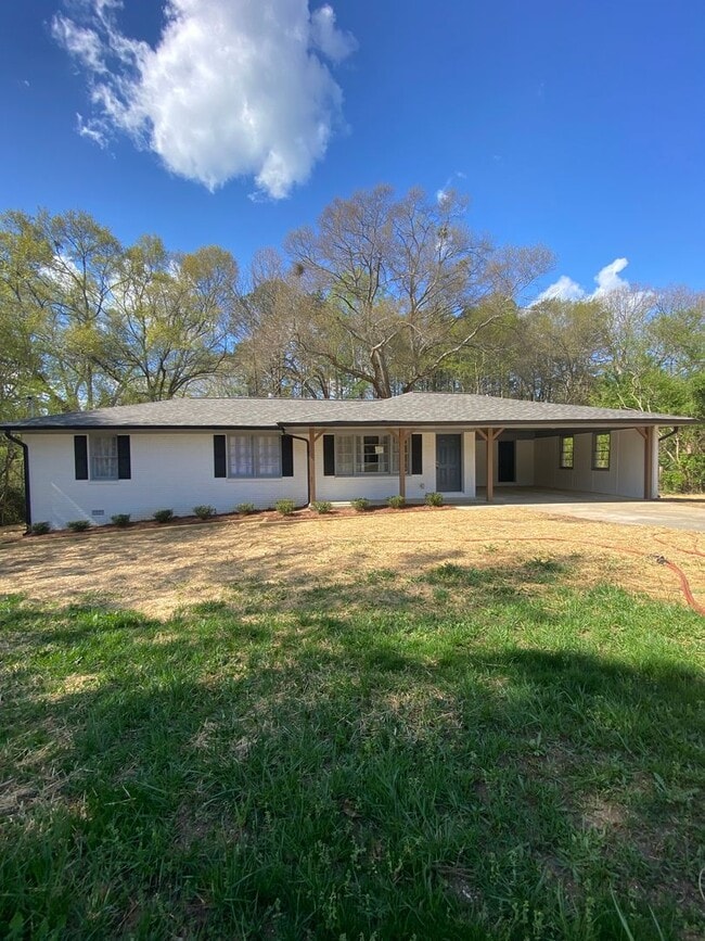property at 1820 Lost Mountain Rd