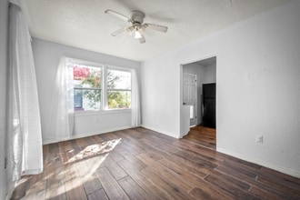 1602 Wambolt St in Jacksonville, FL - Building Photo - Building Photo