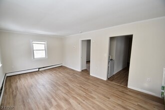 69 NJ-23 in Franklin, NJ - Building Photo - Building Photo