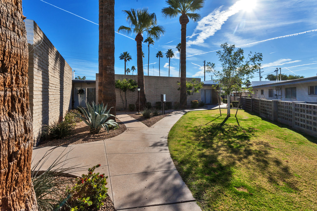 4355 N 36th Pl in Phoenix, AZ - Building Photo