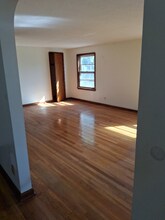 140 Eastern Heights Blvd in Elyria, OH - Building Photo - Building Photo