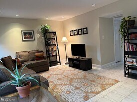 1750 Westwind Way in McLean, VA - Building Photo