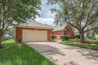 3118 Emory Oak Ln in Pearland, TX - Building Photo - Building Photo