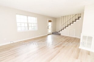 4598 Plaza Hills Ln, Unit Unit C in Chattanooga, TN - Building Photo