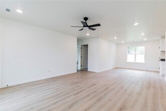 1802 S 14th Pl in Rogers, AR - Building Photo - Building Photo
