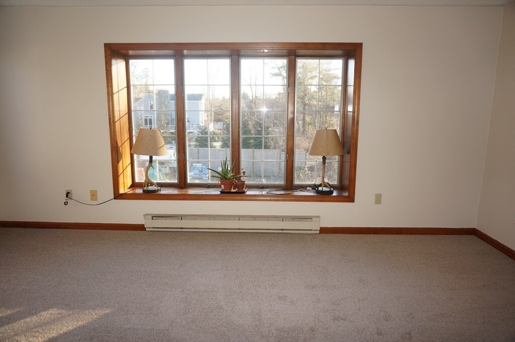 33 King Philip Rd in Sudbury, MA - Building Photo