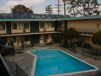 Villa Nova Apartments in North Hollywood, CA - Foto de edificio - Building Photo